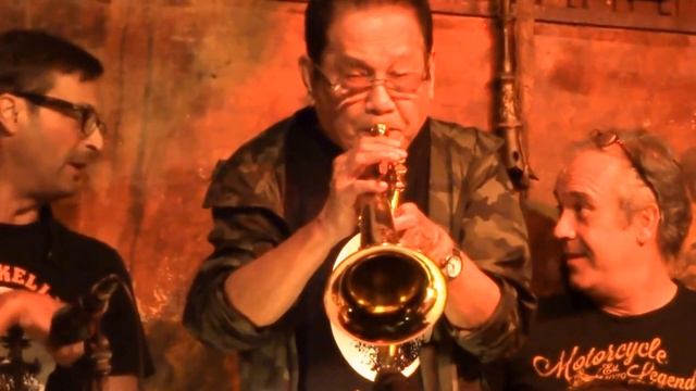 How High The Moon - Antonio Ximenez (Trumpet) & The China Coast Jazzmen смотреть онлайн