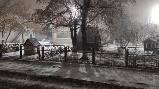 Курган. Первый снег. Звук падающего снега. Звуки ночного города смотреть онлайн