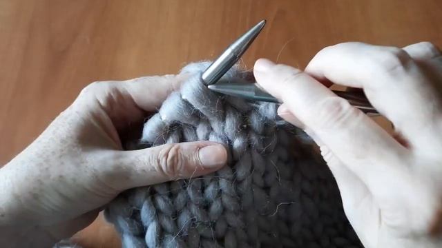 ШАПКА ИЗ ШЕРСТИ МЕРИНОСА // Merino wool hat. смотреть онлайн