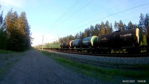 2ЭС6-747 с товарным составом