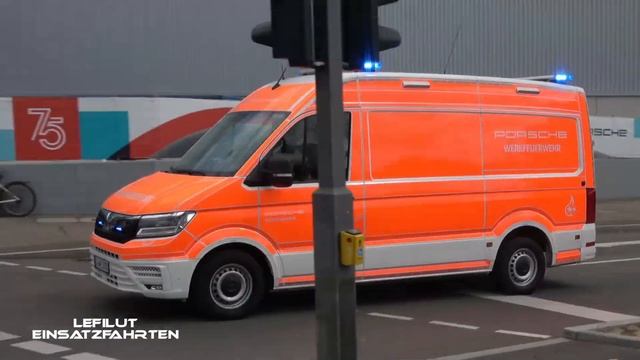[🚒🚨 Werkfeuerwehr PORSCHE Stuttgart] Paralleleinsatz? Alarmfahrt Löschzug + KEF смотреть онлайн
