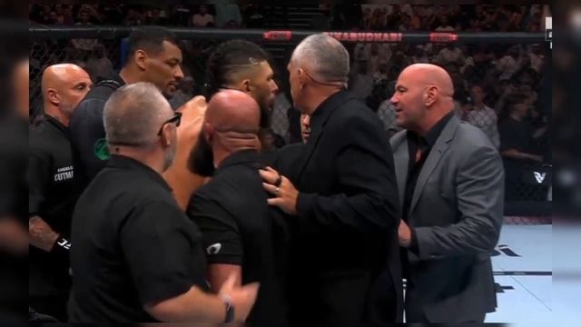 Огляд боїв мейн карду UFC 294. Волкановські - Махачев. Усман - Чімаєв. #mma #юфс  #мма #україна смотреть онлайн