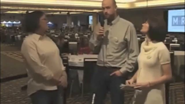Ehren Foss, Janet Fouts, and Vanessa Swesnik talk Fundraising Buzz at 12NTC смотреть онлайн