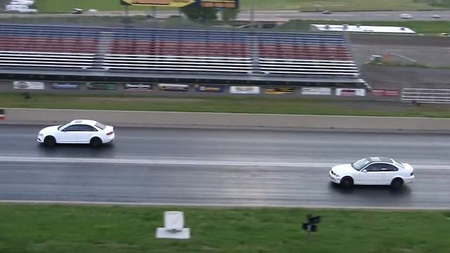 B8 Audi s4 vs M3 BMW смотреть онлайн