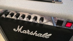 Marshall 2525C Mini Silver Jubilee - Low Power 5W Mode - Clean, Crunch and Lead Sounds