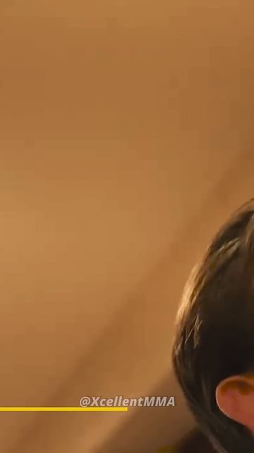 Arman Tsarukyan grabs Bobby Green by his throat during heated altercation смотреть онлайн