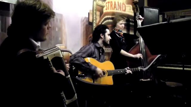 Chance-On Manouche - Minor Swing смотреть онлайн