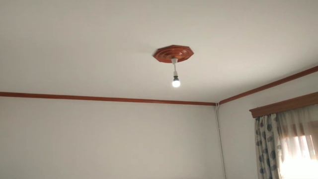 Xiaomi Yeelight Smart LED Bulb смотреть онлайн