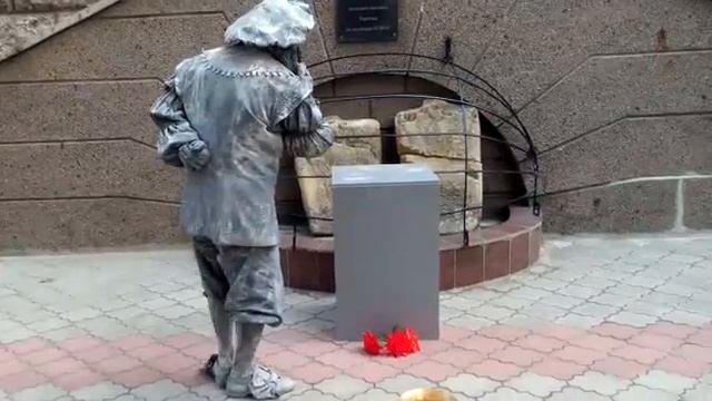 Живой памятник