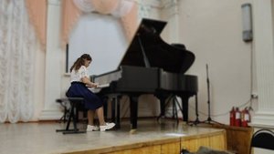 Н. Ладухин "Маленькая пьеса" исп. Милана Степанова