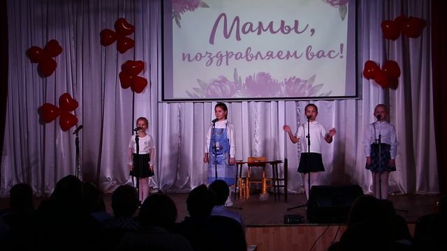 Сценка «Дочки матери»