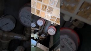 Проблема. Забило трубу горячей воды работу начинают с локализации участка, что упростит работу.