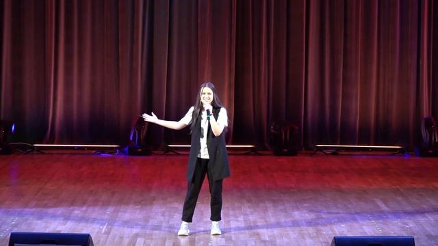 Литвинова Дарина, вокальный ансамбль "Голос", г. Москва - Расскажите птицы смотреть онлайн