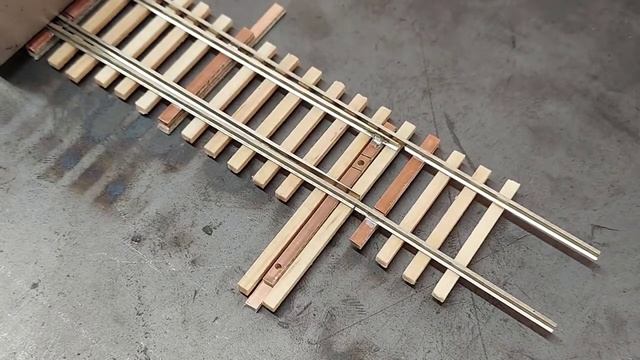 Attaching throwbar to points on Oak Hill Turnout Part 2 смотреть онлайн