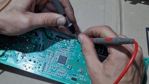 Стиральная машина Веко не запускается, не начинает стирку.