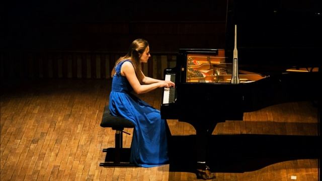 K. Szymanowski - Masques op. 34, Sheherazade - Irena Martyn смотреть онлайн