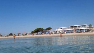 ПЛЯЖИ ИТАЛИИ в октябре САРДИНИЯ Кальяри. А на море белый песок