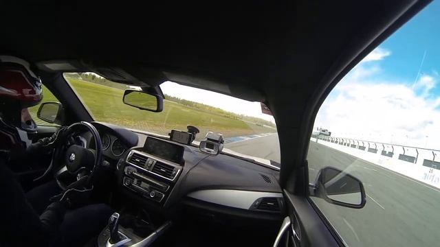 BMW 228 Auto24Ring 1:29,7 смотреть онлайн