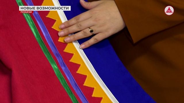 Национальные костюмы в музее Покачей