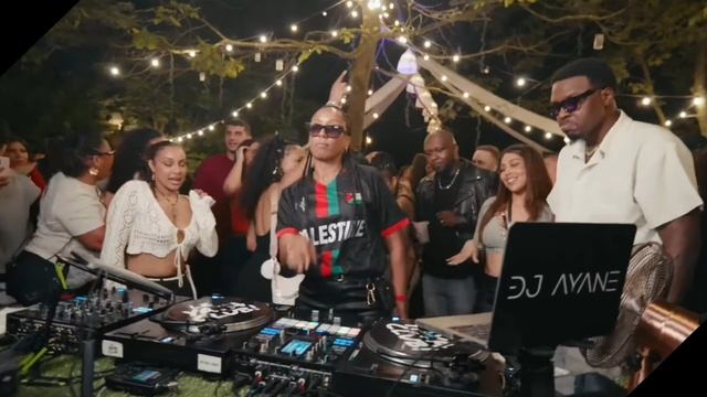 Хип-Хоп Вечеринка в стиле Афро Бит & Афро Ритм в парке Парижа. Hip-hop Afrobeat & Rhythm Party Beat смотреть онлайн