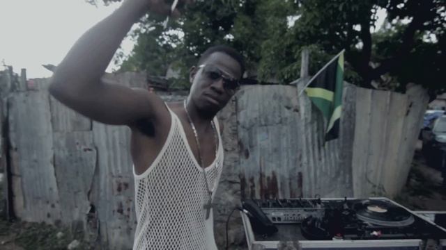 Rickey Teetz - Real Gangsta (90's Dancehall Style) [Official Music Video HD] смотреть онлайн