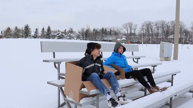 Box Seats to the Game смотреть онлайн