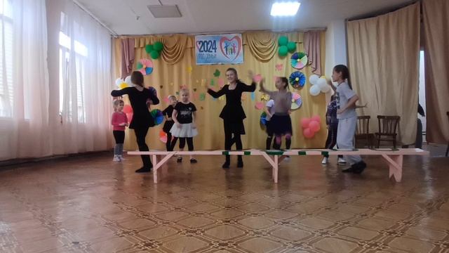 1000011537.mp4 смотреть онлайн