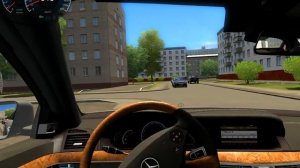 катаюсь по городу в игре 3д инструктор на мерсе.пишите в коменты на какой машине мне ещё покататься