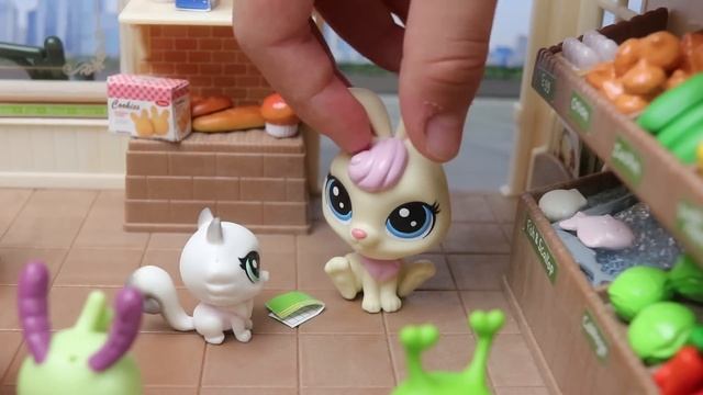 Minişler Süpermarkette смотреть онлайн