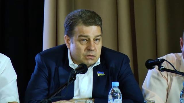 Сюжет с отчетных встреч №5 Об участии жителей в благоустройстве городов и поселков смотреть онлайн