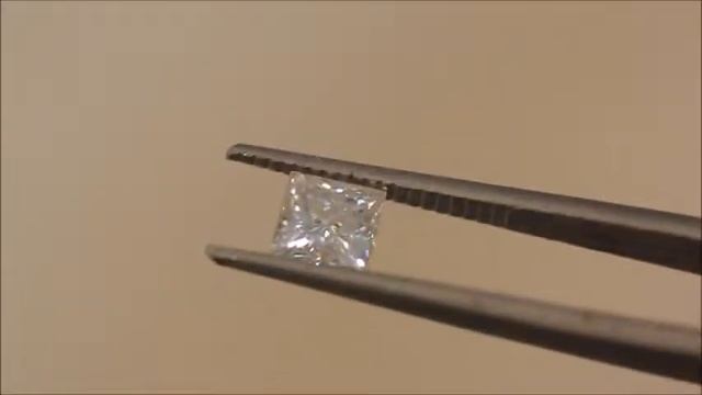 Moissanite 5.5mm Princess Cut смотреть онлайн