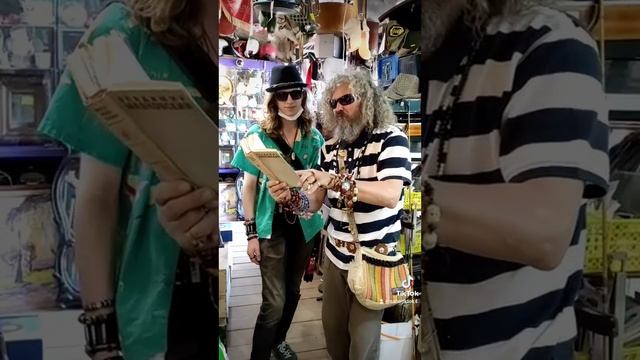 стихи  маяковский. уделка смотреть онлайн