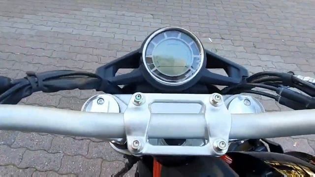 SWM SM 125 R e SWM VAREZ 125 da DGR Garage moto