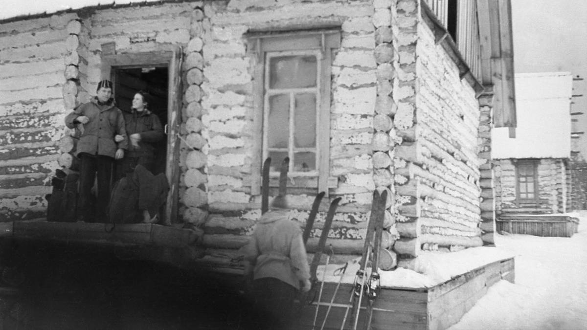 🔴Перевал Дятлова. Болезнь из-за которой Юдин ушёл с маршрута 🔴 смотреть онлайн