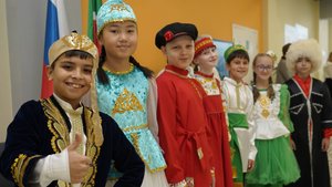 Да здравствует братский союз и великая дружба народов!