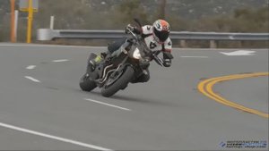 Kawasaki Z800 2013-2016 Official Video