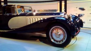 EXTREMELY RARE: Bugatti Royale Type 41, collector's dream!
