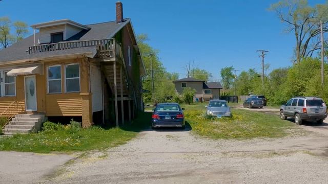 A BLIGHTED Chicago Suburb On Its Last Leg | Dixmoor, Illinois смотреть онлайн