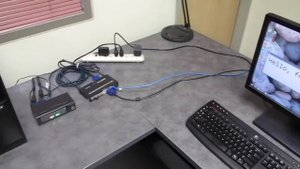 Dual Console KVM Extender Accessing Both Local and Remote Consoles