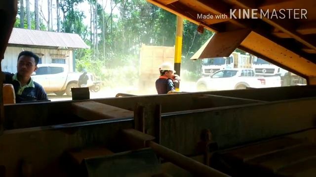 China truck , kesibukn di kandangnya si Dongfeng 375KC 6x4 Dump truck смотреть онлайн