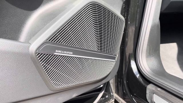 AUDI Q5 BLACK EDITION - CAMBRIDGE AUDI смотреть онлайн