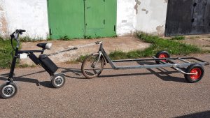 Летом собрал тележку для того чтобы возить самокаты по городу.