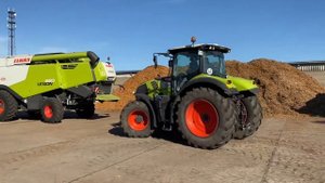 zu versteigern / for auction: Schlepper Claas, Axion 810 CMATIC CIS+, EZ: 14.03.2019 (806)
