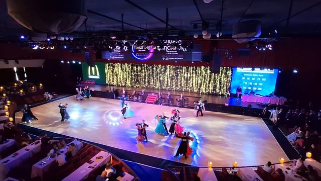 Очень красиво.💃🕺 Сеньоры, спортивные бальные танцы. Танго смотреть онлайн