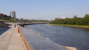 Прогулка по набережной в Тюмени POV