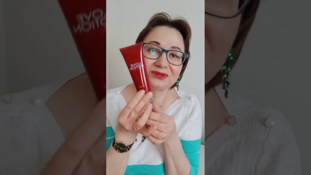 Женская Парфюмерная вода и крем для рук Love Potion Cherry On Top. Новинки Орифлэйм Орифлейм