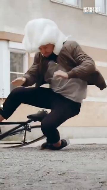 An airbag for cyclists from Hövding Via Interesting Engineering  #shorts #newtechnology2 #innovatio