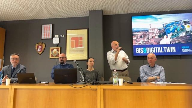 GIS e Digital twin: Presidente del Collegio dei Geometri di Perugia смотреть онлайн