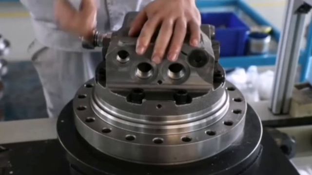 Weitai Hydraulic Travel Motor Assembly | Final Drive Motor Pressure Testing смотреть онлайн