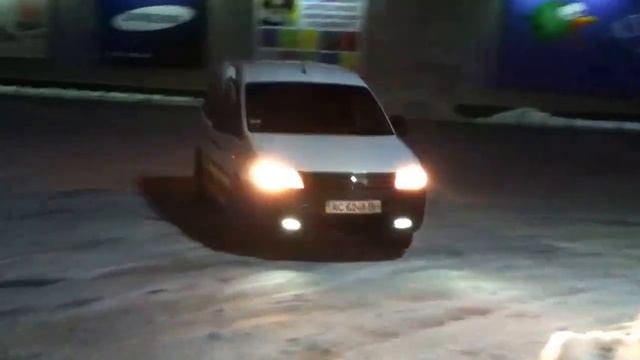 Volkswagen caddy Екватор Рівне 23.01.2016 смотреть онлайн